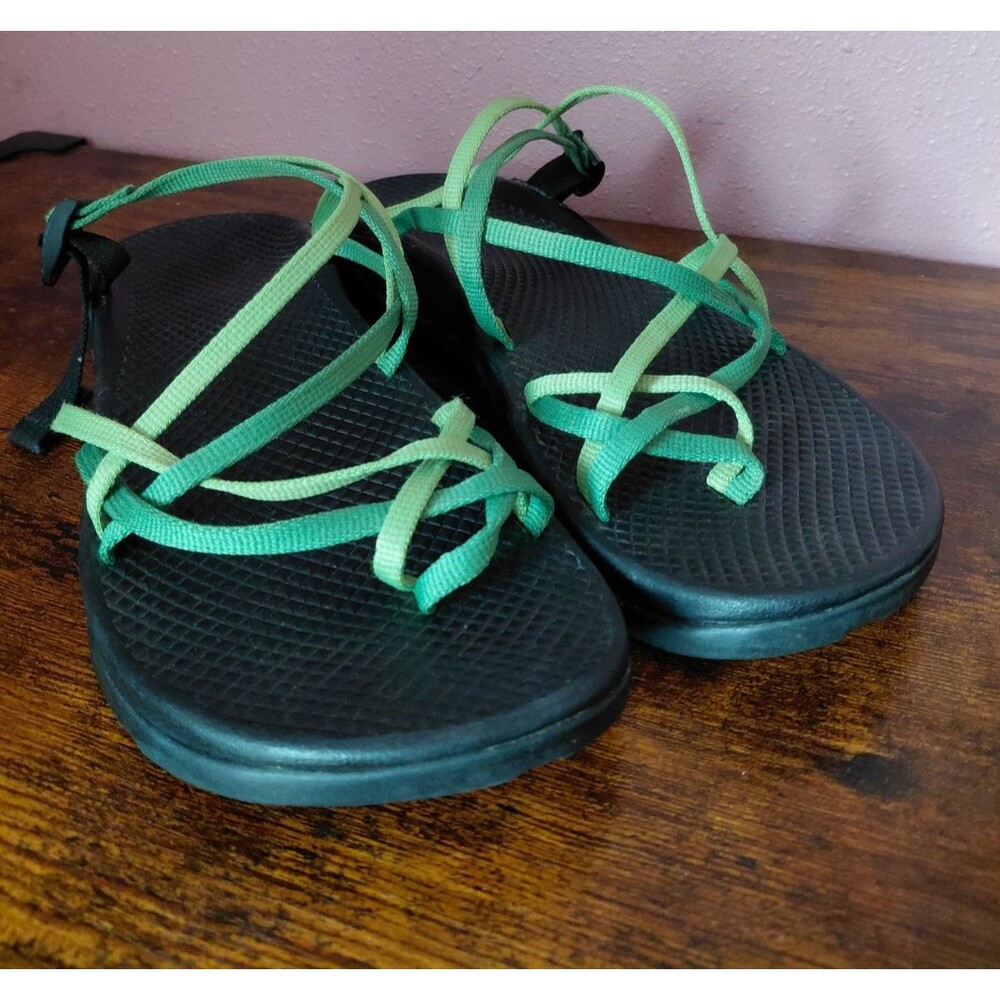 Chaco Women's ZX/2 Classic Strappy Sandals Black/Kiwi Grass Size 9